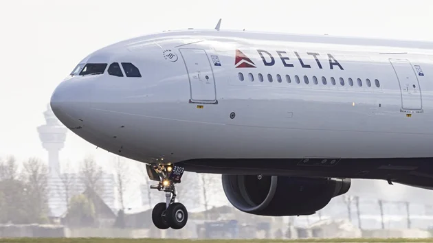 25 hospitalized after ‘significant’ turbulence on Delta flight