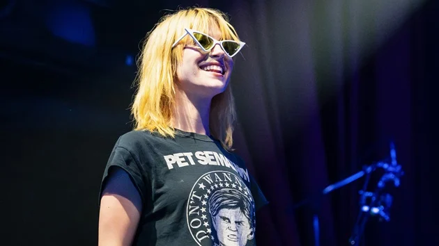 Hayley Williams releases 17 new solo songs on website