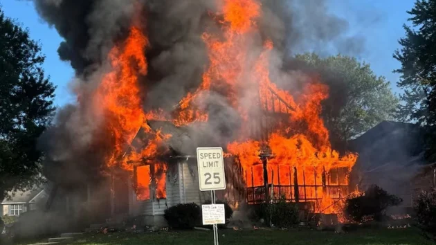 4 kids, 2 adults dead after a house fire in southern Maryland