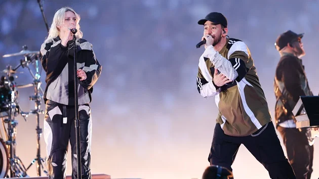Watch Linkin Park’s Mike Shinoda & Emily Armstrong guess songs on ﻿’Track Star’