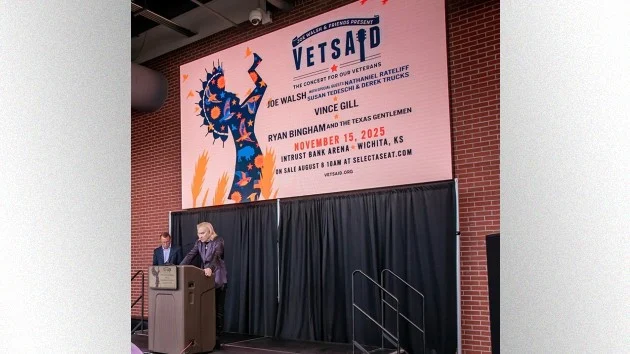 Joe Walsh bringing VetsAid charity concert to his Kansas hometown