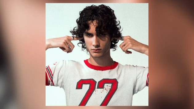 sombr’s debut album, ‘I Barely Know Her,’ due Aug. 22