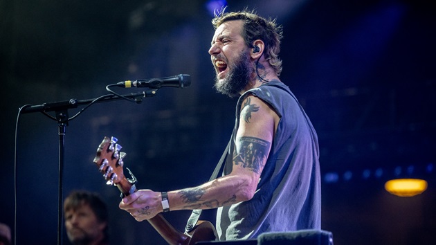 Band of Horses’ Ben Bridwell and Iron & Wine ‘Want to Know What Love Is’ with latest collaborative cover