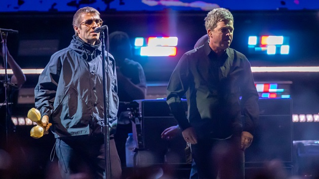 Oasis dedicates ‘Live Forever’ to ‘kiddies from Minneapolis’ in honor of church shooting victims