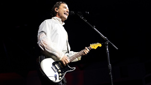 Bush’s Gavin Rossdale stars in new PETA campaign