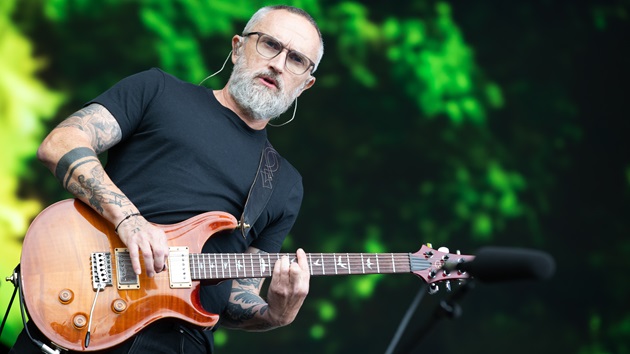 The Cranberries’ Noel Hogan to perform with Royel Otis at ZYN ‘Rolling Stone UK’ Awards