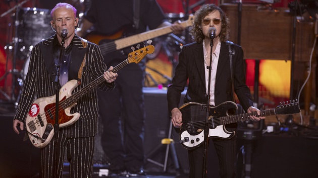 Rock & Roll Hall of Fame 2025: Flea, The Killers, Beck perform