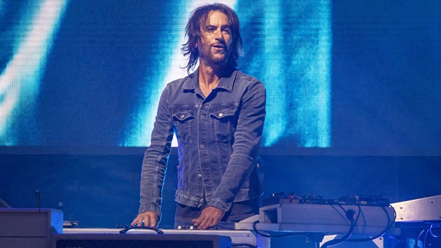 Members of Foo Fighters, Social D, Alkaline Trio & more contribute to ‘We Are LA!’ charity single