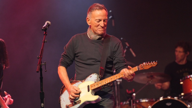 Bruce Springsteen’s ‘Streets of Minneapolis’ debuts at #1 on the Digital Song Sales chart