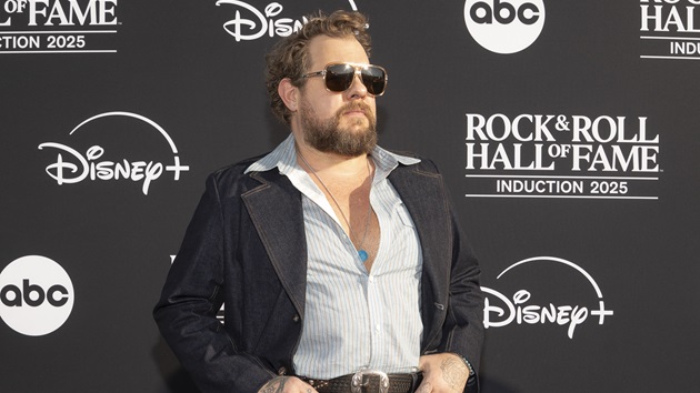 Nathaniel Rateliff named to Farm Aid board of directors