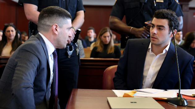 Luigi Mangione asks to delay federal trial