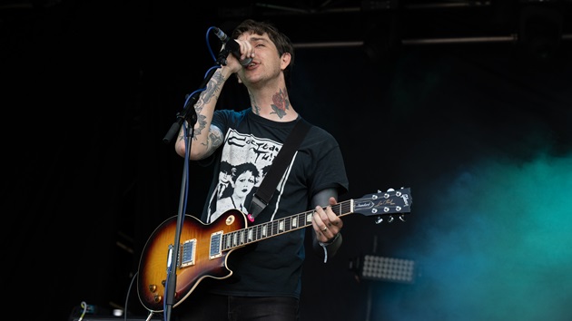 Joyce Manor postpones shows due to frontman’s vocal cord tear