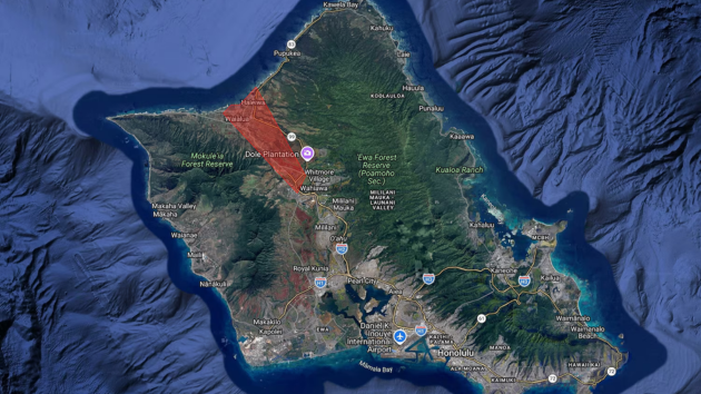 Dangerous flooding on Hawaii’s Oahu island prompts evacuations, warning of possible dam collapse