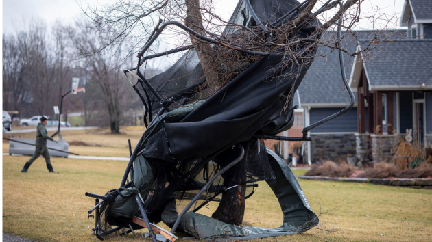 Severe weather continues to churn as death toll from US storms reaches 8