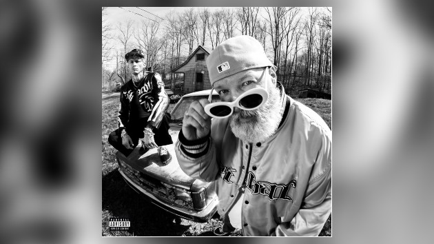 Mgk premieres Fred Durst collaboration, ‘FIX UR FACE’