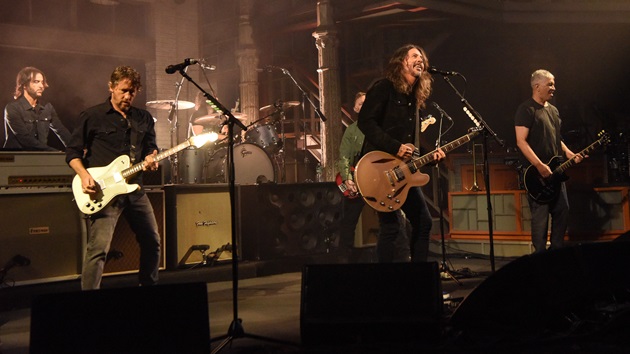 Foo Fighters honor ﻿their history on ‘The Late Show’﻿ with medley of ‘This Is a Call’ and ‘Everlong’