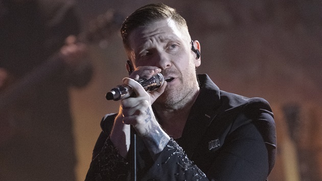 Shinedown digs up deep cut at request of fan at 102nd show