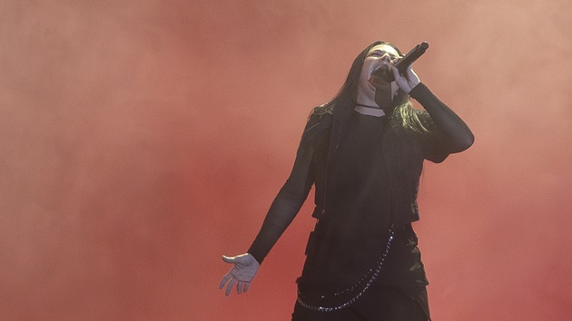 Evanescence postpones Charlotte show due to lightning