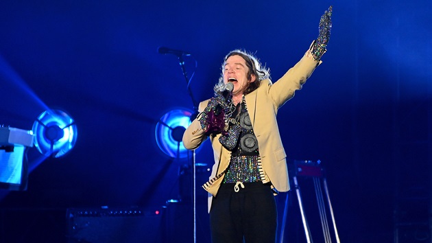 Cage the Elephant teases new ‘Beaches in Tennessee’ song, due out in July