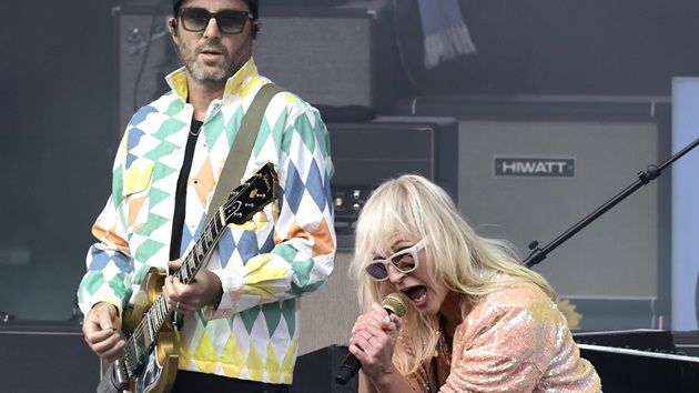 Prepare to feel All the Feelings on Metric’s Canadian indie all-star tour