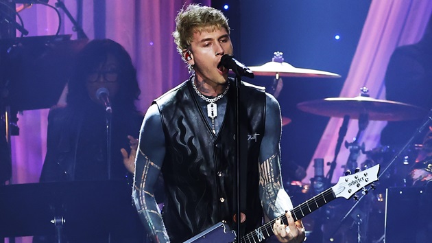 Mgk got ‘really sick’ amid getting blackout tattoo: ‘My skin was turning yellow