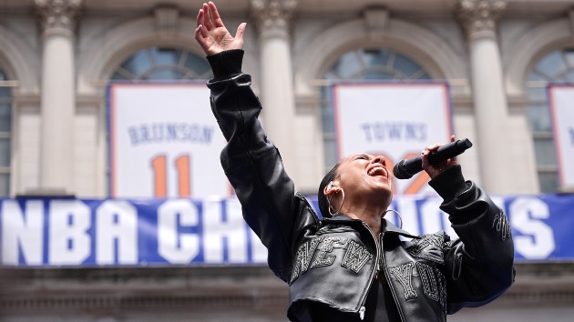 Alicia Keys combines Billy Joel with ‘Empire State of Mind’ at NY Knicks championship parade