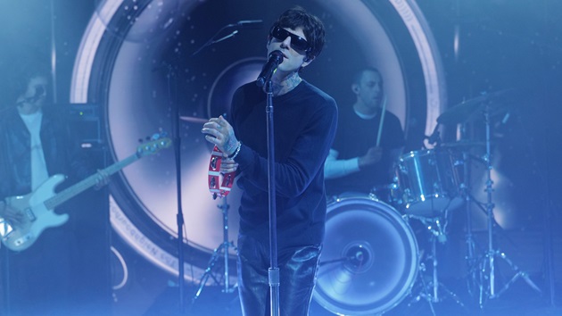 Bug out with The Neighbourhood in new ‘Planet’ video