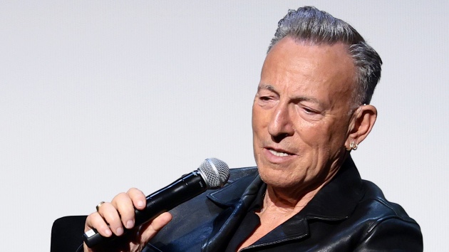 Springsteen mourns his biographer, rock critic Dave Marsh