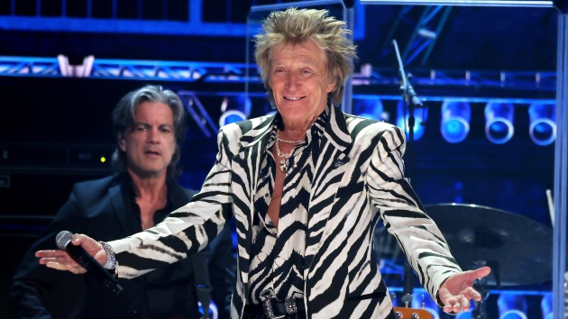 Rod Stewart cancels another show following ‘minor medical procedure’